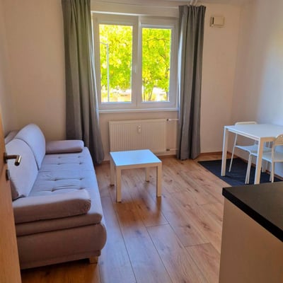 Vermietung einer komfortablen 1-Zimmer-Studio-Wohnung, 20 m², Stadtteil Ružinov, Bratislava, Slowakei